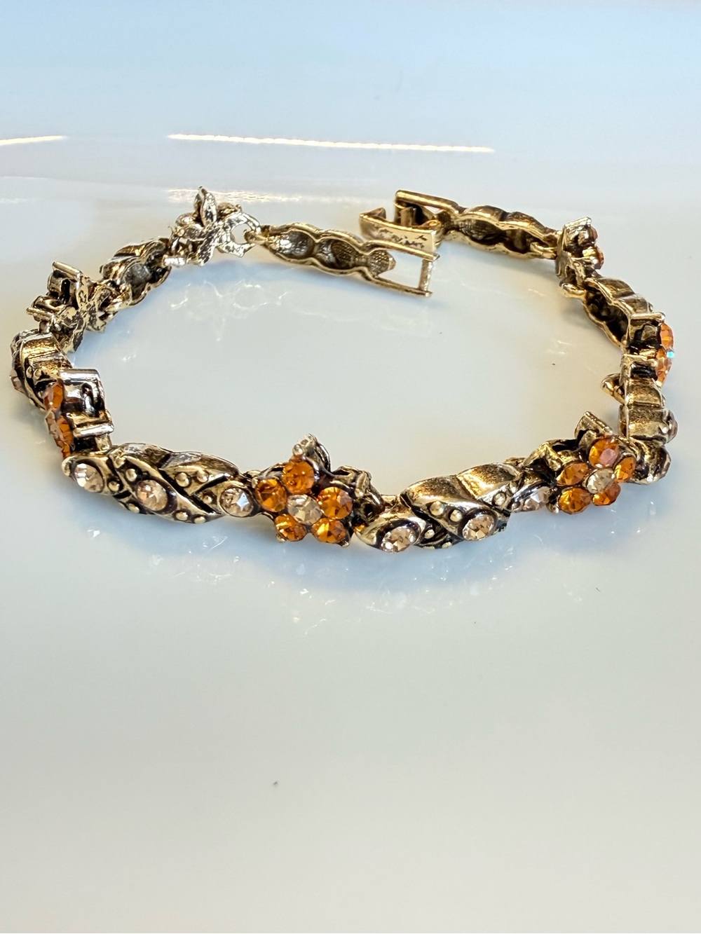 Vintage Faux Gold + Amber Beaded Bracelet - Unbranded Elegant Gemstone Bracelet